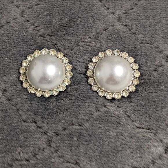 Vintage "Bluette" Rhinestone & Faux Pearl Shoe Clips - circa 1960's - Picture 1 of 11